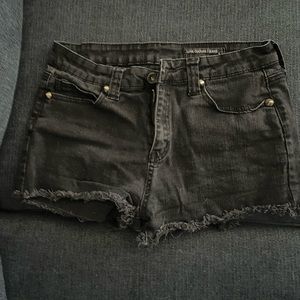 Black Jean stretch shorts size L.  They have stretch to them.